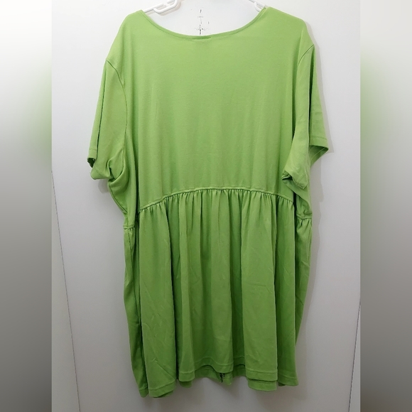 Only Necessities Tops New Only Necessities 4x Light Lime Green